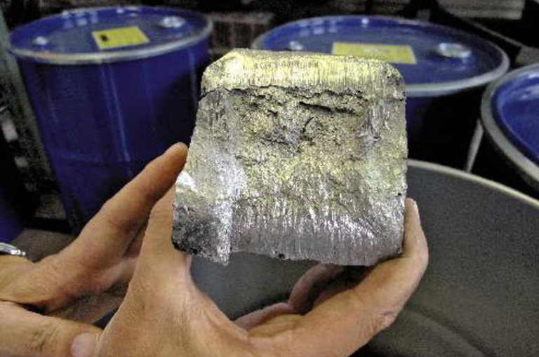 លែងពឹង​​ផ្អែក​​​ទៅលើ​​ប្រទេស​​ចិន​ទៀត ហើយ​​​ងាក​​​មក​​សង្ឃឹម​​​​​លើ​​​​​​ប្រទេស​​​​វៀត​​​​ណាម​​​វិញ